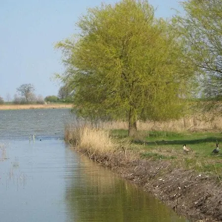 High Bank With Sea View Dom wakacyjny